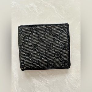 Gucci AUTHENTIC Grey and Black Fold Wallet